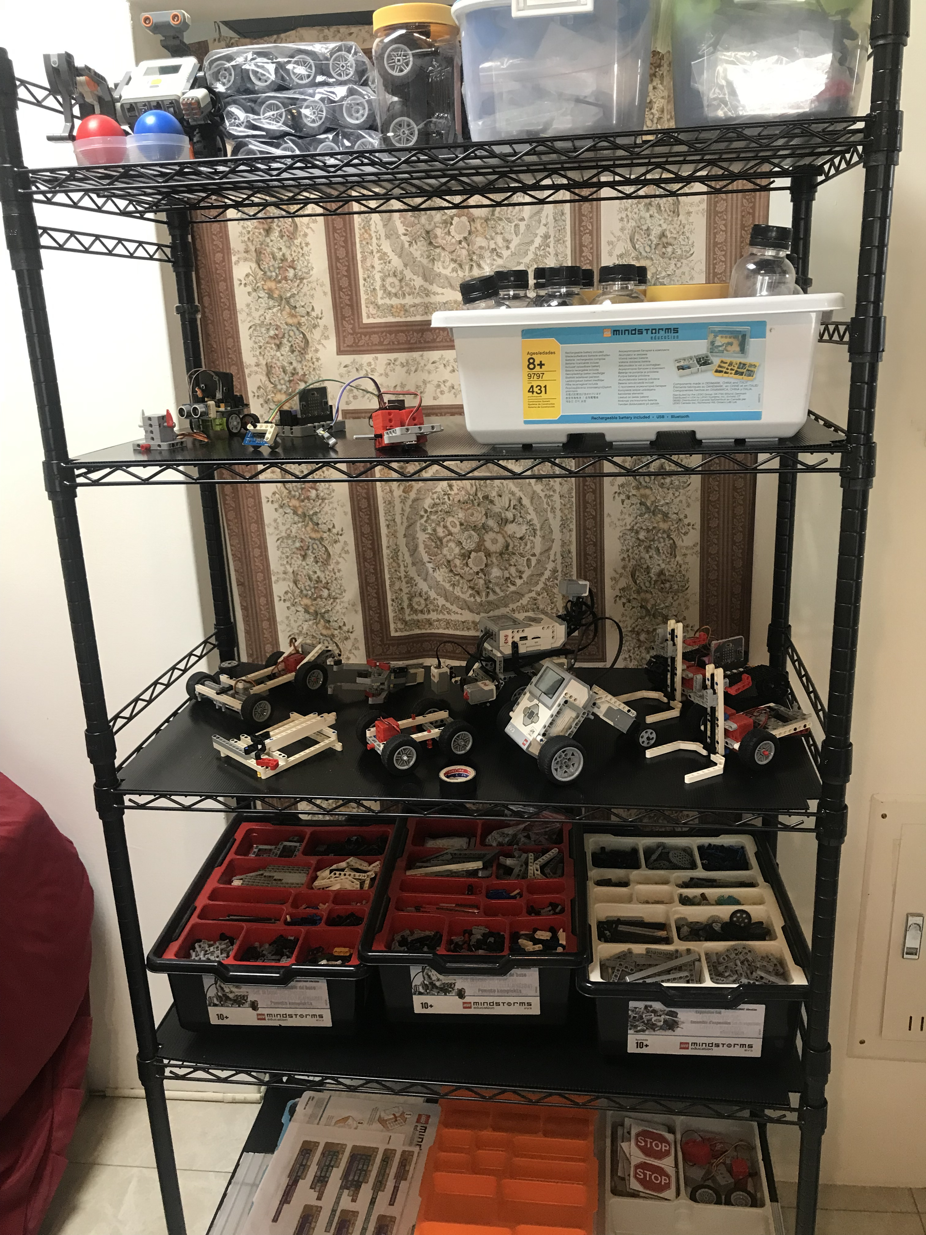 上課教具與教材